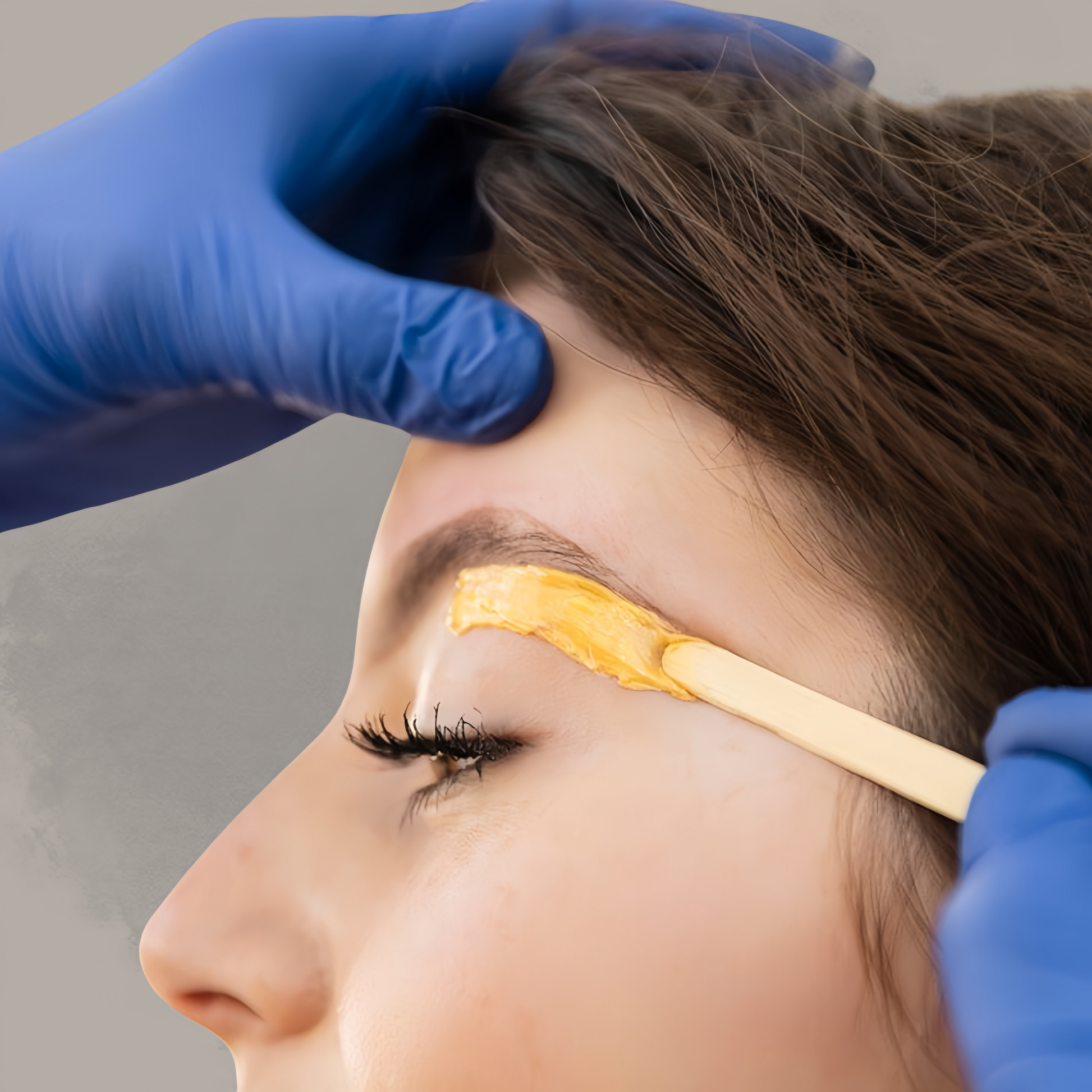 Perfectly shaped eyebrows with our Eyebrow Waxing service at Serenease. Experience precision and smoothness.