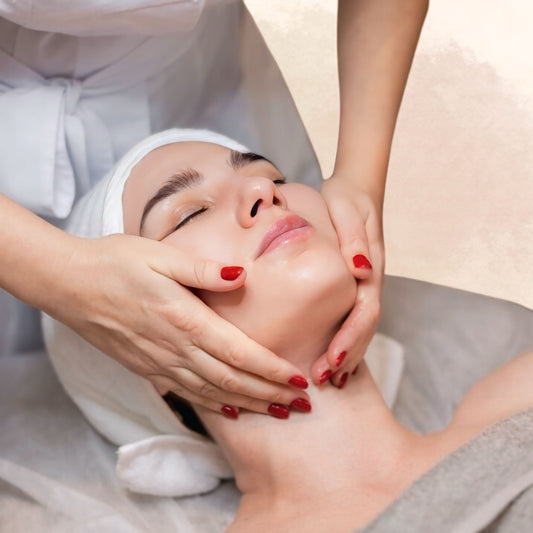 Achieve that coveted glass skin glow with our Glass Skin Facial (Hydrafacial) at Serenease. Experience deep cleansing, hydration, and exfoliation.